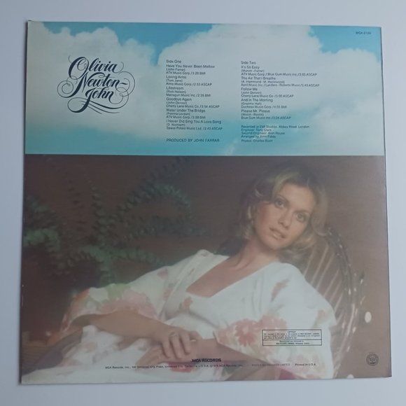 Olivia Newton John Have You Never Been Mellow vinyl record, 1975 first pressing - Picture 3 of 10